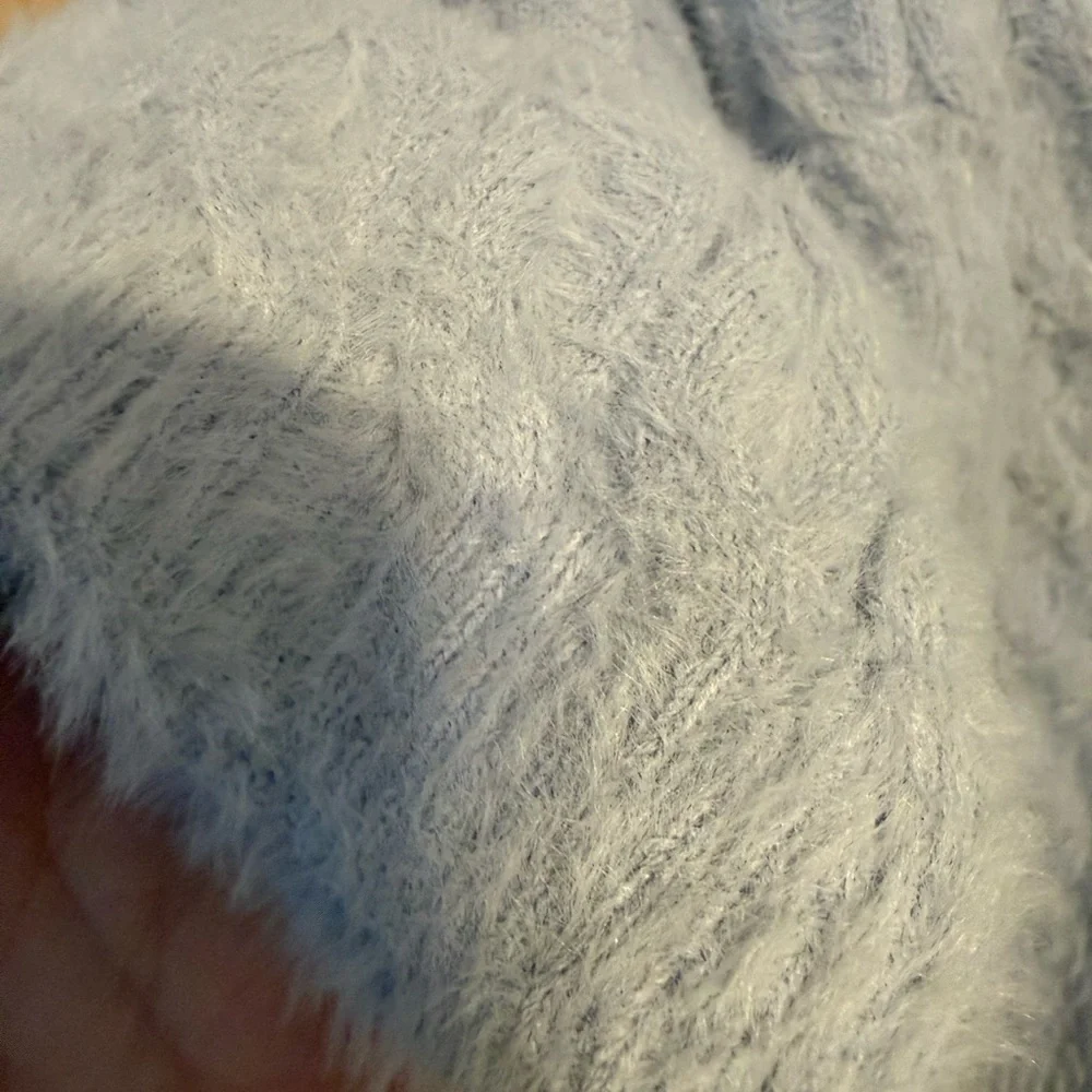 Cyrus Soft Blue Cable Knit Sweater - Picture 4 of 10